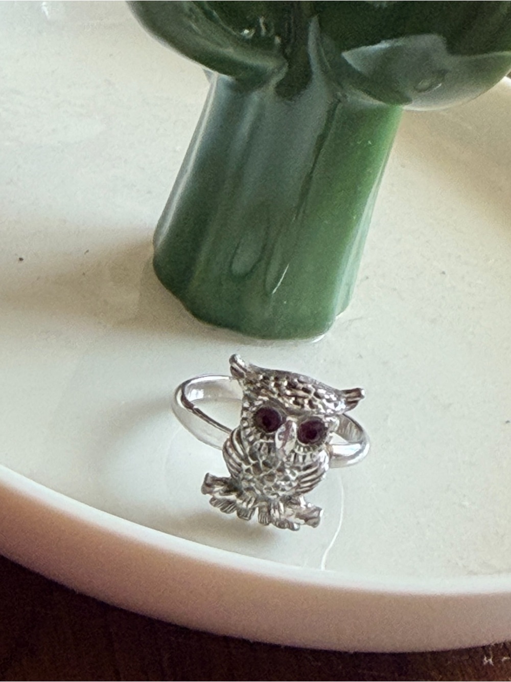 925 Sterling Vintage Owl Ring with Amethyst   Eyes Size 8